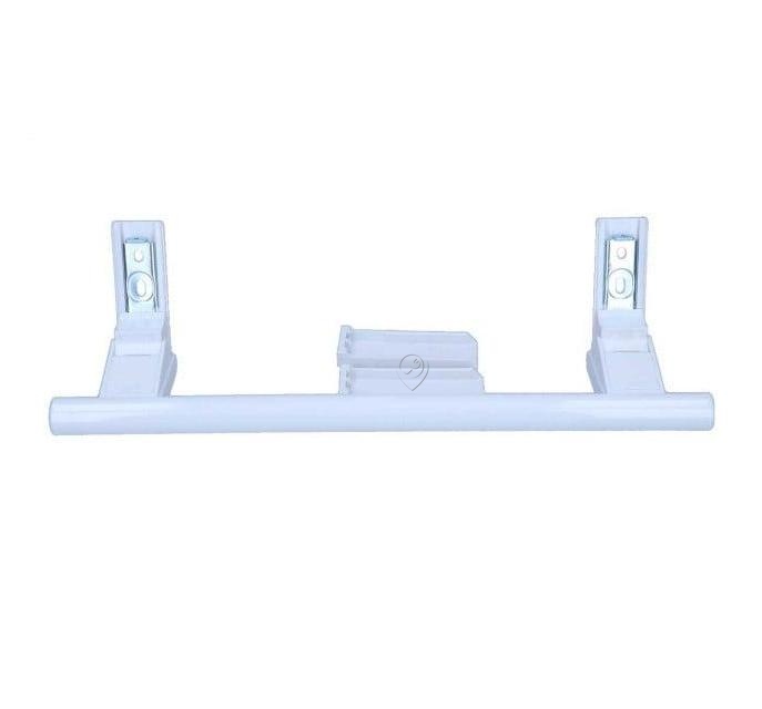 Mâner echivalent pentru frigider Liebherr cu distanța între gauri de 24,4 cm (Cod 74306700)